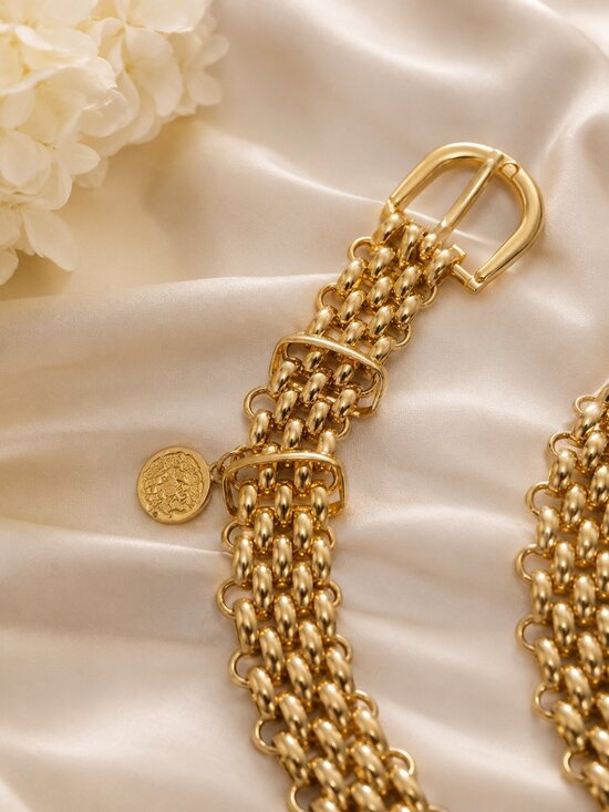 Stunning New Vince Camuto Gold Tone Triple-Row Chain Belt w Crest Medallion 45\